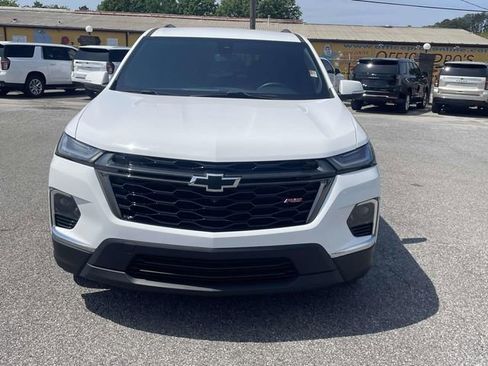 Used 2023 Chevrolet Traverse RS FWD image 10