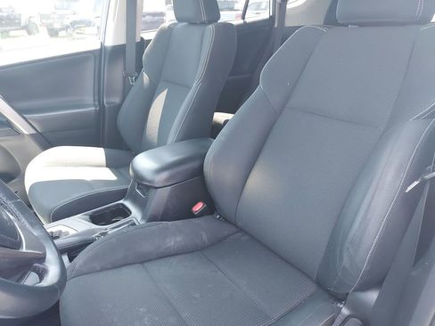 Used 2018 Toyota RAV4 XLE w/ Plus Extra Value Package AWD/4WD image 17