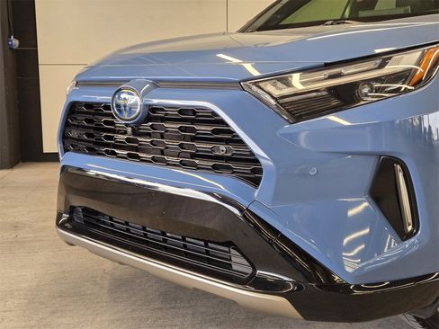 Used 2022 Toyota RAV4 XSE image 24