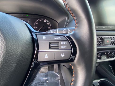 Used 2025 Honda HR-V Sport image 27