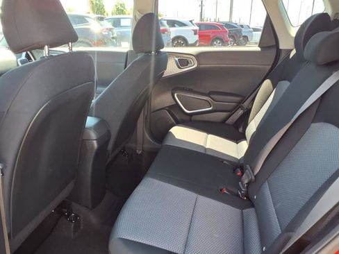 Used 2023 Kia Soul LX FWD image 25