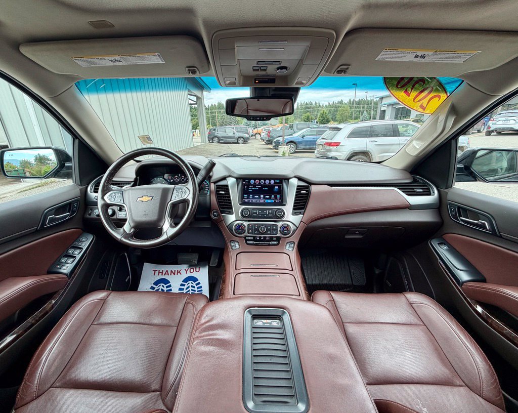 Used 2020 Chevrolet Suburban Premier AWD/4WD image 30