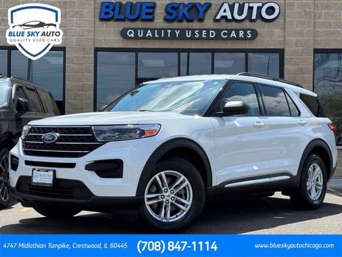 Used 2020 Ford Explorer XLT w/ Class III Trailer Tow Package image 1