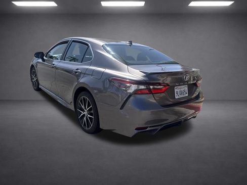 Used 2024 Toyota Camry SE FWD image 27
