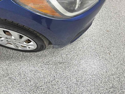 Used 2017 Hyundai Elantra SE image 31