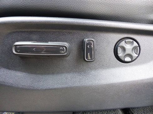 Used 2025 Honda Odyssey EX-L image 24