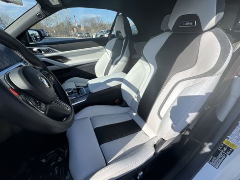 Used 2023 BMW M4 xDrive Competition image 13