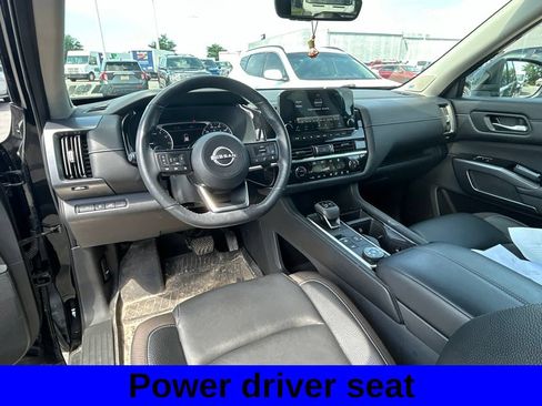 Used 2023 Nissan Pathfinder SL w/ SL Premium Package AWD/4WD image 11