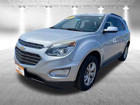 Used 2017 Chevrolet Equinox LT w/ Convenience Package AWD/4WD image 11