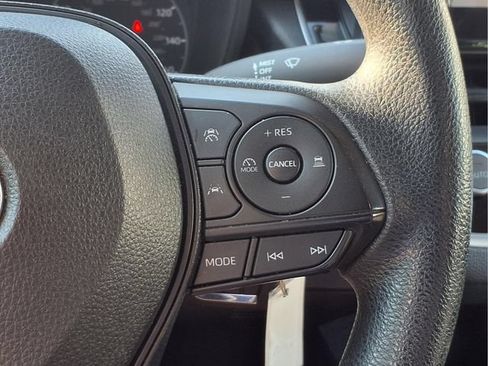 Used 2023 Toyota Corolla LE FWD image 14