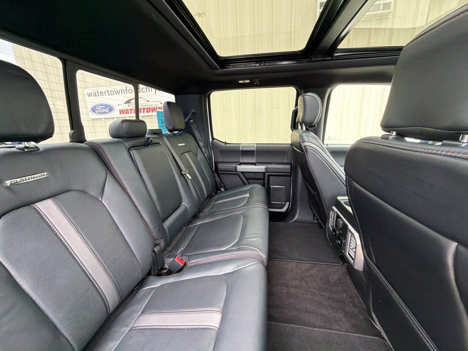 Certified 2020 Ford F150 Platinum w/ Equipment Group 701A Luxury AWD/4WD image 11