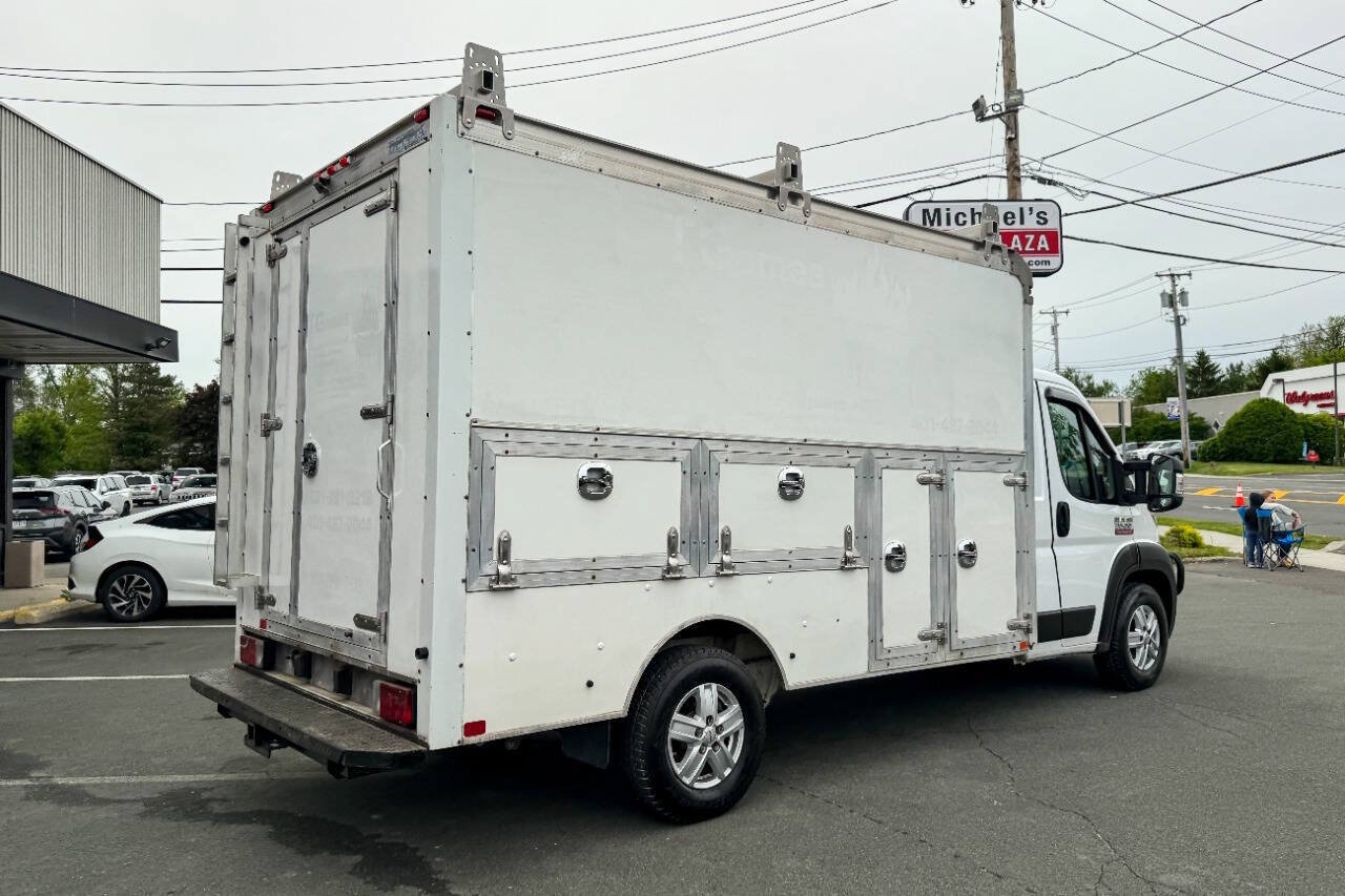 Used 2019 RAM ProMaster 3500 w/ Premium Appearance Group FWD image 3