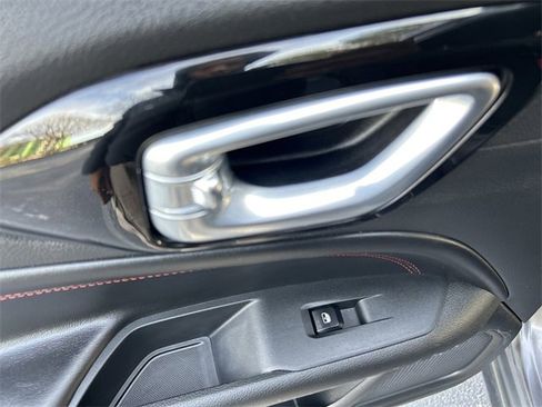 Used 2023 Jeep Compass Trailhawk image 17