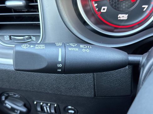 Used 2022 Dodge Charger GT image 9