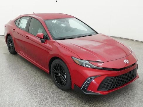New 2026 Toyota Camry SE FWD image 13