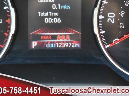 Used 2022 Toyota RAV4 XLE Premium image 35