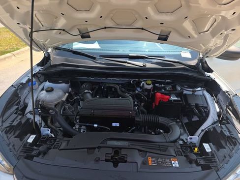 Used 2024 Ford Escape ST-Line w/ Tech Pack #1 FWD image 32