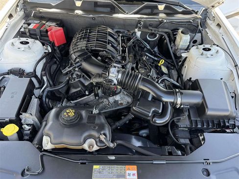 Used 2011 Ford Mustang Premium w/ 203A Rapid Spec Order Code image 25