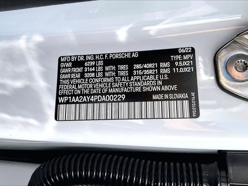 Used 2023 Porsche Cayenne image 35