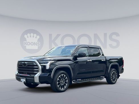 Used 2025 Toyota Tundra Limited AWD/4WD image 4