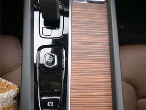 New 2026 Volvo V60 B5 Cross Country Plus w/ Protection Package Premier image 10