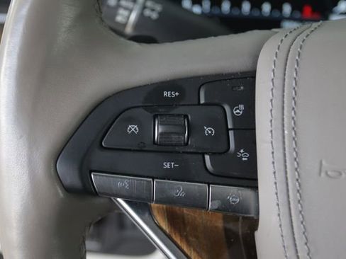 Used 2021 Cadillac Escalade Premium Luxury Platinum image 13