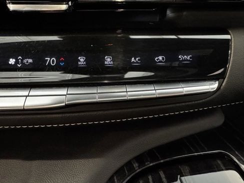 Used 2021 Cadillac Escalade Sport w/ Driver Assist Tech Package image 18