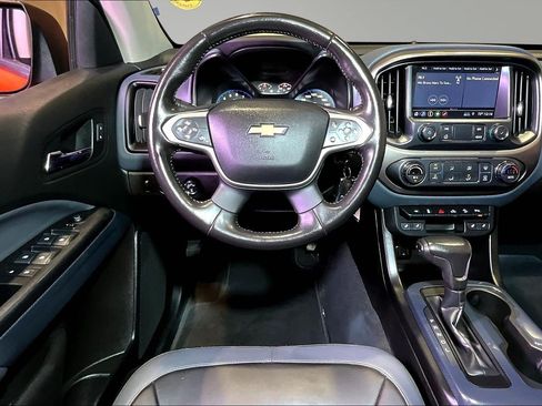 Used 2021 Chevrolet Colorado Z71 AWD/4WD image 10