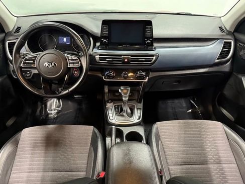 Used 2021 Kia Seltos S image 31