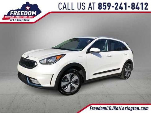 Used 2019 Kia Niro EX FWD image 1