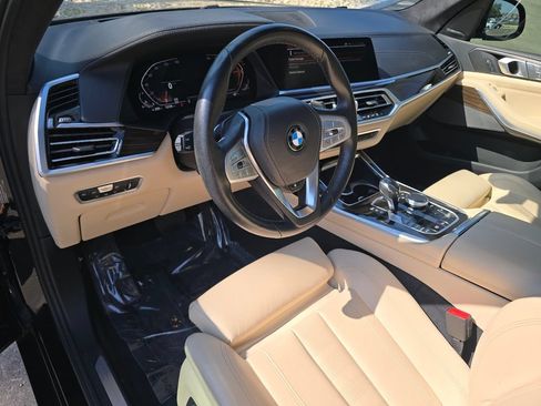 Used 2021 BMW X7 xDrive40i w/ Premium Package AWD/4WD image 18