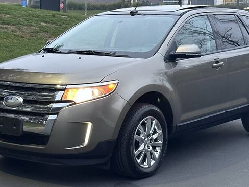 Used 2014 Ford Edge SEL w/ Equipment Group 205A image 2
