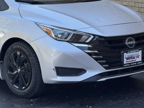 Used 2023 Nissan Versa S w/ Trunk Package image 3