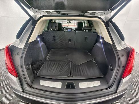 Used 2017 Cadillac XT5 Luxury image 25