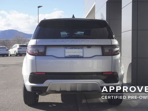 Used 2025 Land Rover Discovery Sport S image 6