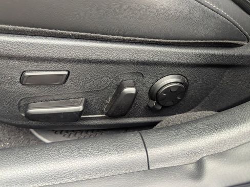 Used 2020 Kia Stinger GT2 image 18