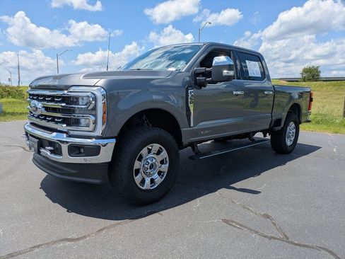 Used 2024 Ford F350 Lariat w/ Lariat Ultimate Package AWD/4WD image 8