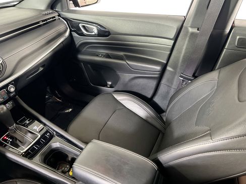 Used 2022 Jeep Compass High Altitude image 25