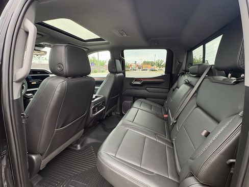 Used 2023 GMC Sierra 1500 Denali w/ Denali Reserve Package AWD/4WD image 22