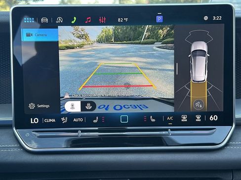 New 2026 Volkswagen Tiguan SE R-Line image 17