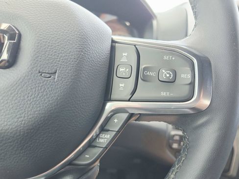 Used 2025 RAM 1500 Laramie AWD/4WD image 23