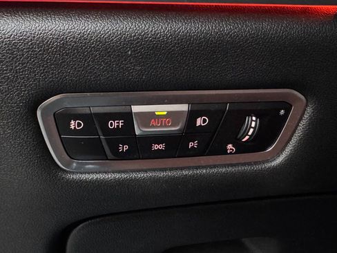 Used 2022 BMW X7 M50i image 29