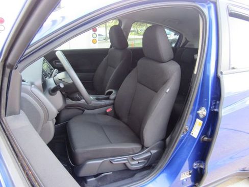 Used 2018 Honda HR-V LX image 13