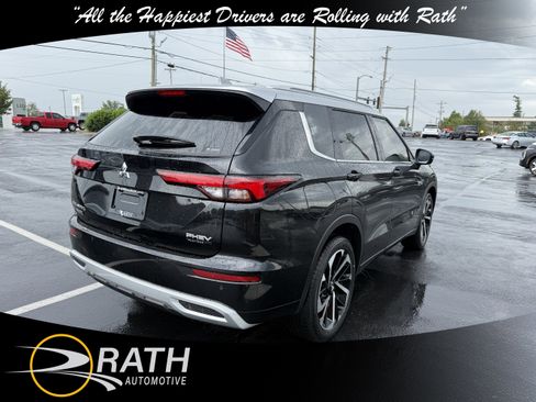 New 2025 Mitsubishi Outlander SEL image 9