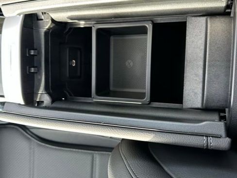 Used 2026 Mercedes-Benz GLC 300 4MATIC image 35