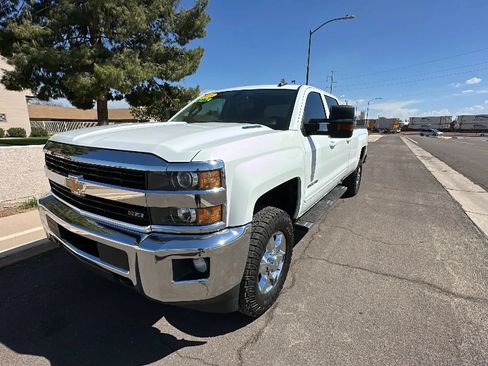 Used 2016 Chevrolet Silverado 3500 LT w/ LT Convenience Package AWD/4WD image 11