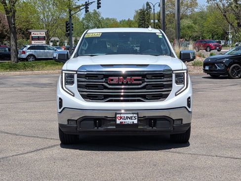 Used 2024 GMC Sierra 1500 SLT AWD/4WD image 2