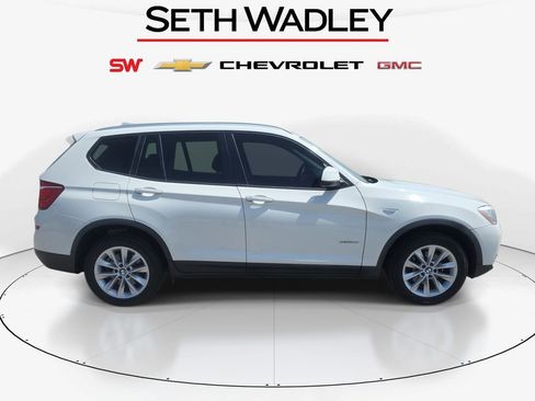 Used 2017 BMW X3 sDrive28i RWD image 8