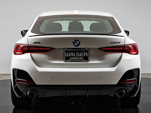 New 2026 BMW 430i xDrive w/ M Sport Package AWD/4WD image 7