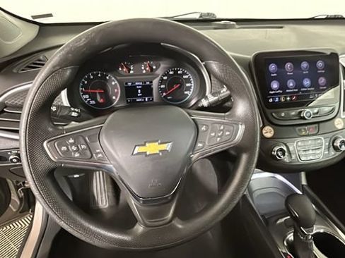 Used 2023 Chevrolet Malibu LT FWD image 14